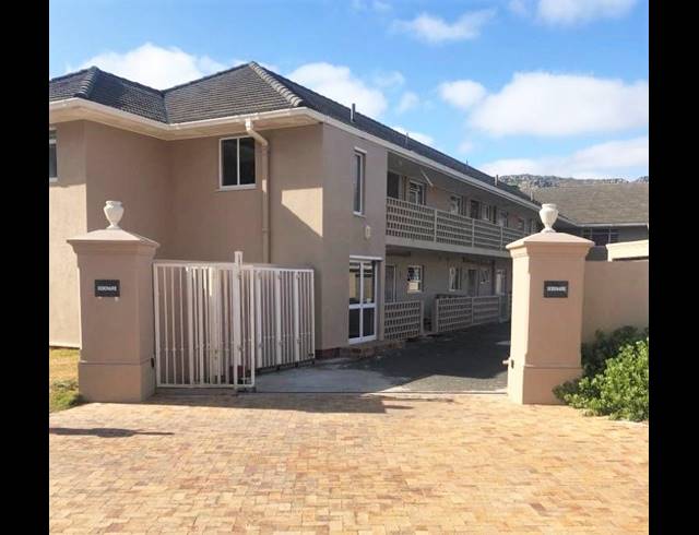 3 BEDROOM APARTMENT FOR SALE IN FISH HOEK